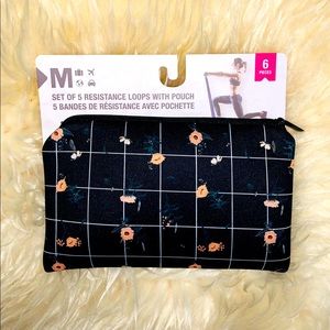 NWOT Resistance bands with pouch